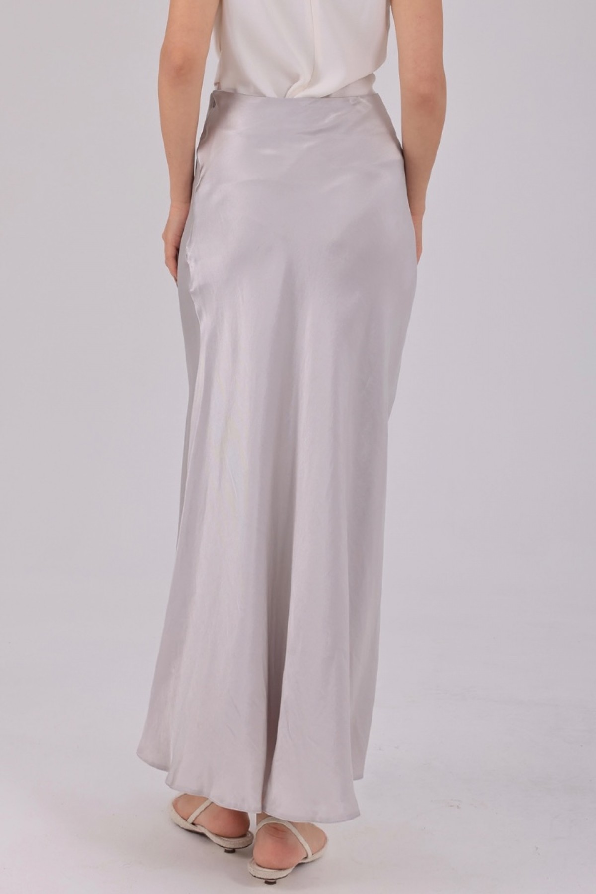 Lumière Silver Satin Skirt