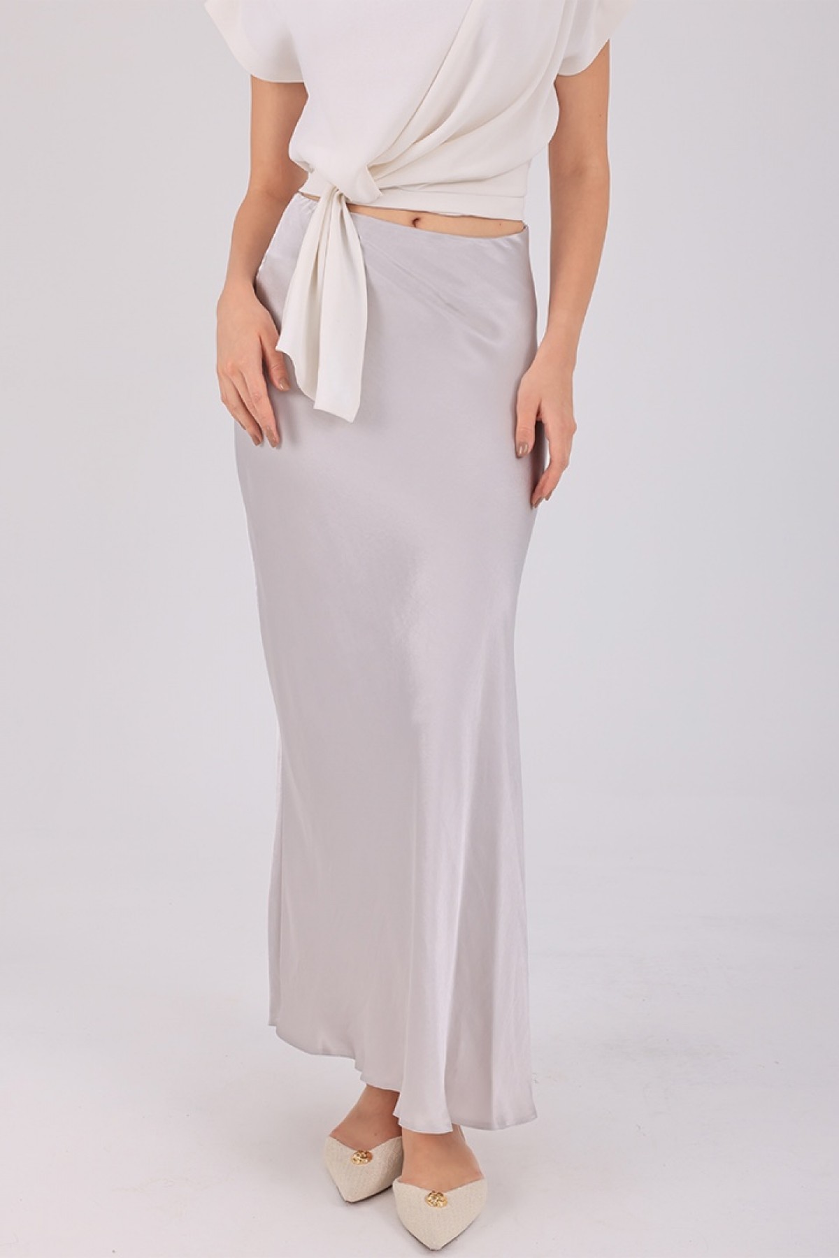 Lumière Silver Satin Skirt