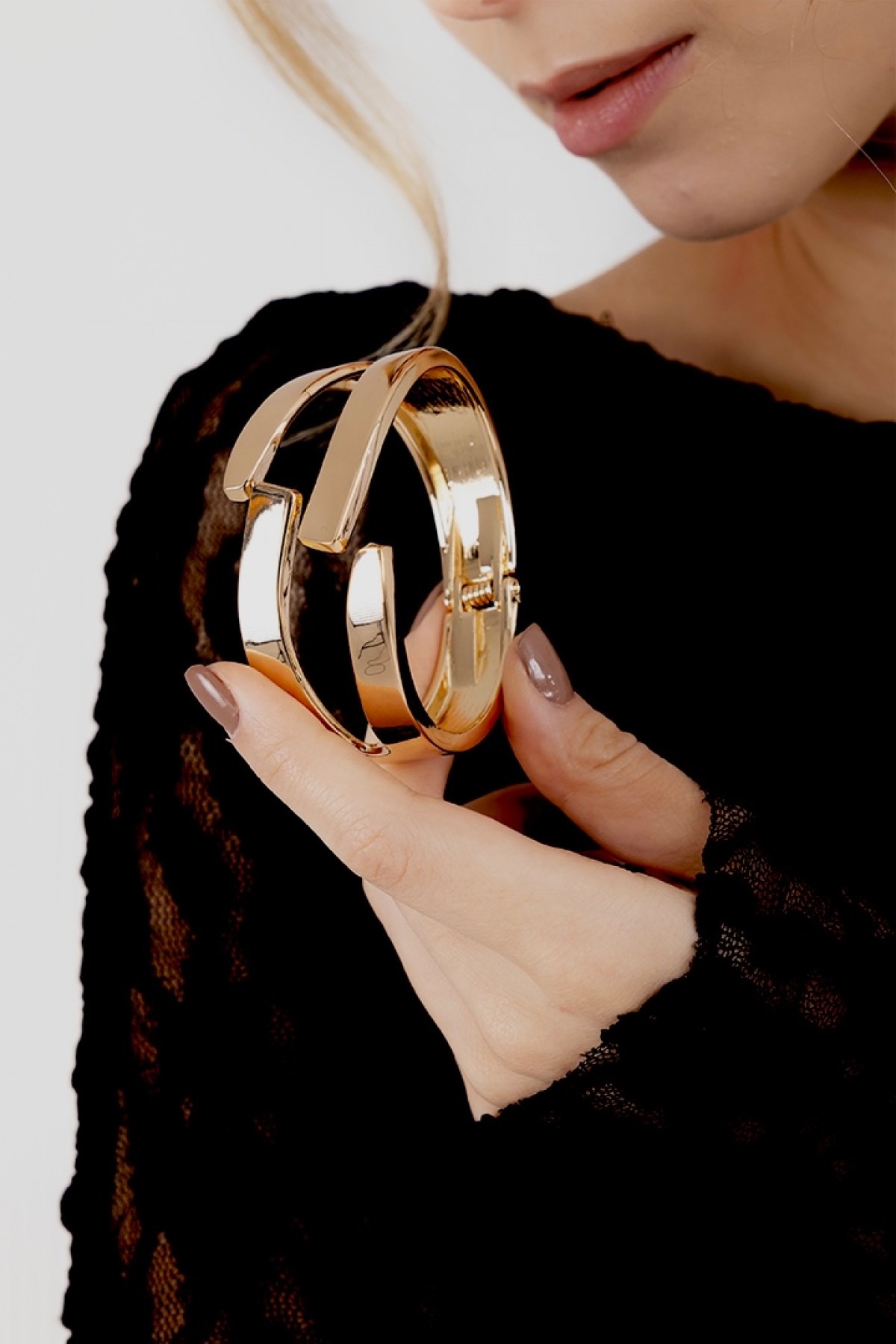 Gold Bracelet – Clarisse Accessories Clarisse gold bağlantılı metal bileklik