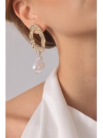 Clarisse elegant gold earrings with pearl Clarisse gold textured earrings with pearl drop
