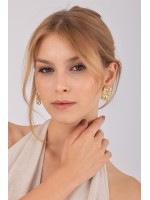 Clarisse lüks gold küpe modeli Clarisse gold textured statement küpe