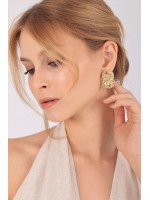 Clarisse lüks gold küpe modeli Clarisse gold textured statement küpe