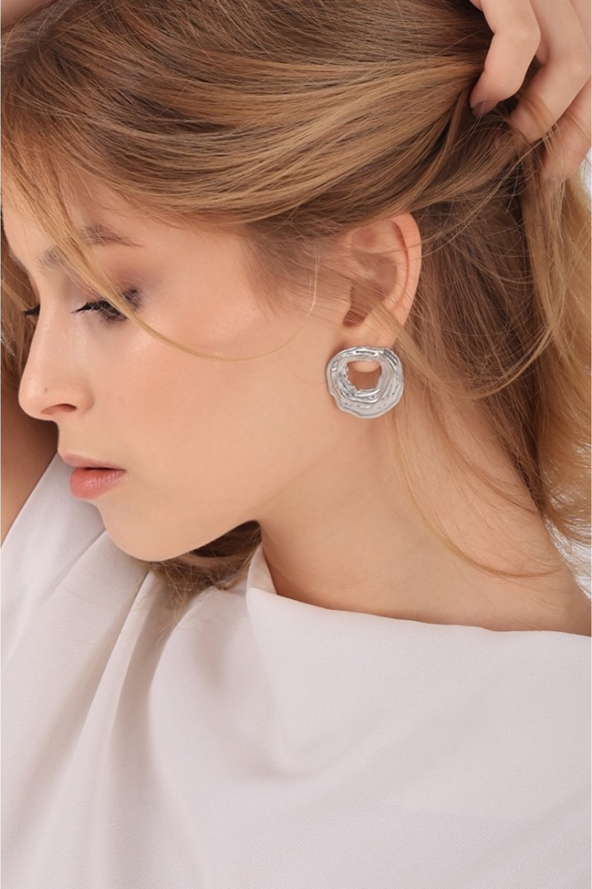 Gümüş Küpe – Clarisse Jewelry Clarisse organik formda gümüş küpe